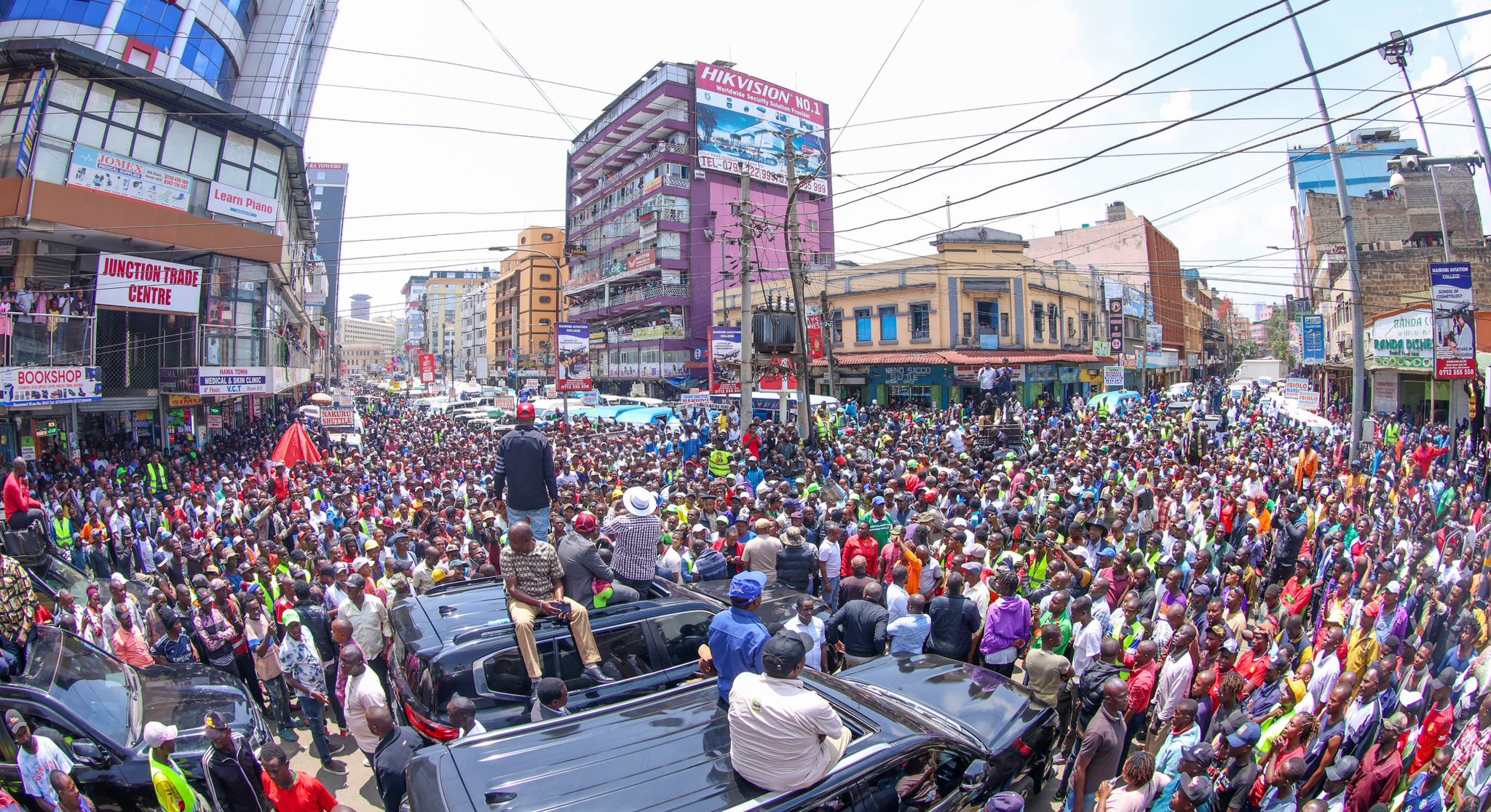 In a recent statement, the former Deputy President Rigathi Gachagua raised serious concerns about how police handle public gatherings. He emphasized that "The people of Kenya have a constitutional right to assemble, associate and choose the political formation of their choice" . This reminder comes after his convoy was blocked from entering Nakuru County while heading to address residents at Kinamba Trading Centre .
Gachagua pointed out a major contradiction: police officers who are supposed to protect citizens from harm should not be the ones causing injuries. He specifically mentioned that officers masked their faces and harassed members of the public for over an hour before crowds gathered and demanded the roadblock be removed .
The Constitutional Rights Every Kenyan Should Know
Let's break this down simply. Article 37 of the Kenyan Constitution guarantees every person the right to peacefully and unarmed assemble, demonstrate, picket, and present petitions to public authorities . This is not a privilege it is your constitutional right.
The Kenya National Commission on Human Rights explains that the State must facilitate everyone exercising this right without favor or discrimination . This includes providing adequate security for all during such gatherings. When police block meetings or harass citizens, they violate these constitutional protections.
What the Law Says About Police Conduct
There are clear rules about how police should behave. The National Police Service Act requires officers to attempt non-violent means first and use force only when absolutely necessary . Any force used must be proportional to the situation.
In July 2025, Interior Cabinet Secretary Kipchumba Murkomen issued a new policy directive on use of force, emphasizing that force must never be used as extrajudicial punishment . The policy states that officers may only use force in self-defence or defending others against imminent threat of death or serious injury .
Why This Matters for Ordinary Kenyans
When a leader's convoy is blocked or public meetings disrupted, it affects more than just politicians it affects ordinary citizens who want to participate in political activities. Gachagua claimed that junior officers have privately complained about being used for "political work" while crime levels rise in their areas .
The Law Society of Kenya has condemned incidents where police used teargas against church-goers, including children, calling such actions violations of constitutional principles . This shows that police conduct affects everyday Kenyans from all walks of life.
Balancing Rights and Responsibilities
It is important to understand that the right to assemble is not absolute. Under Article 24 of the Constitution, rights can be limited when reasonable and justifiable in an open democratic society . The Public Order Act requires organizers to give police notice before public meetings .
However, notice requirements should facilitate peaceful assemblies not prevent them. As Justice Onguto stated in a 2016 court ruling, the Public Order Act should preserve and protect the right to public assembly by regulating it, not blocking it .
Moving Forward: What Kenyans Should Expect
The Kenya National Commission on Human Rights calls on police to observe the Public Order Act and uphold Article 37 without fear, favor, or bias . Citizens also have responsibilities to assemble peacefully, respect others' rights, and avoid violence .
As Gachagua's statement reminds us, the police's primary duty is protection. When citizens exercise their constitutional rights, they should expect safety not injury. The conversation about police conduct and citizens' freedoms continues to shape Kenya's democratic journey. Every Kenyan deserves to have their rights respected, whether at a political rally, church service, or peaceful demonstration.